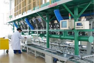 1. Automatic chemical powder weighing system for mixer